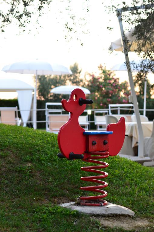 Hotel Parco Degli Ulivi Scerne Экстерьер фото
