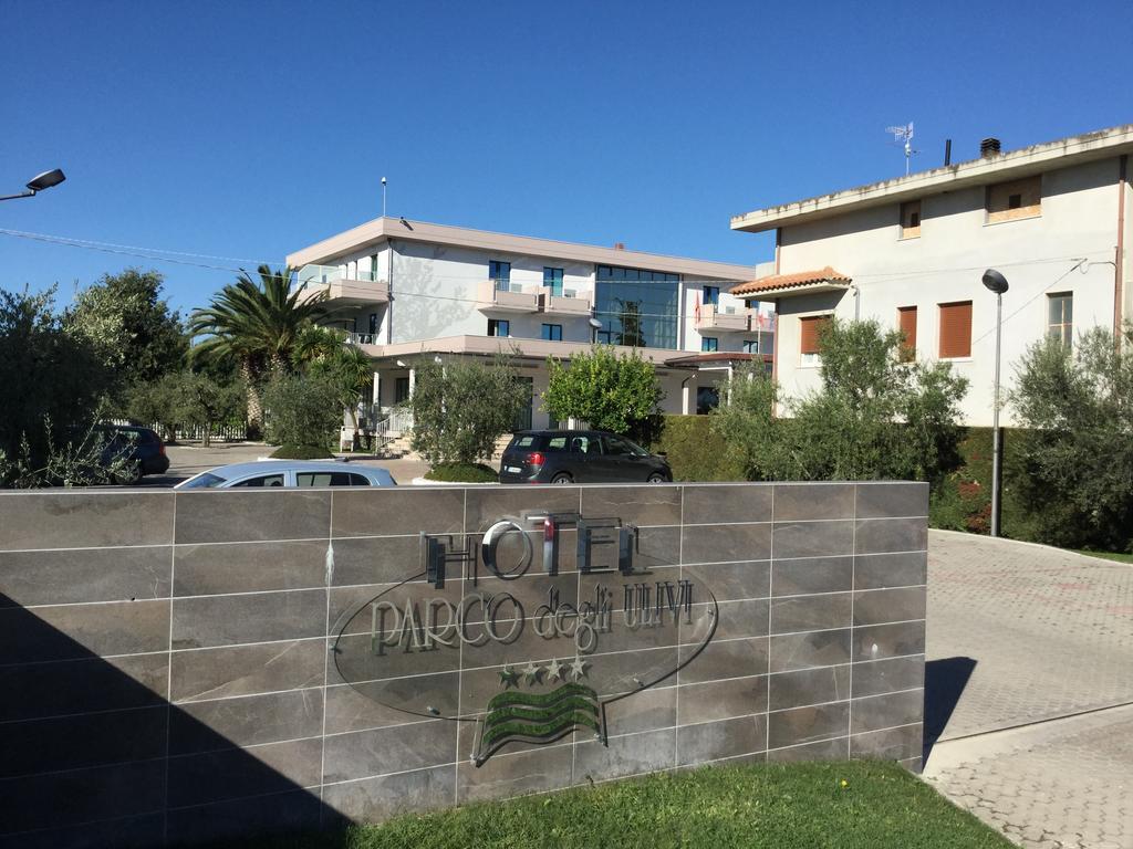 Hotel Parco Degli Ulivi Scerne Экстерьер фото