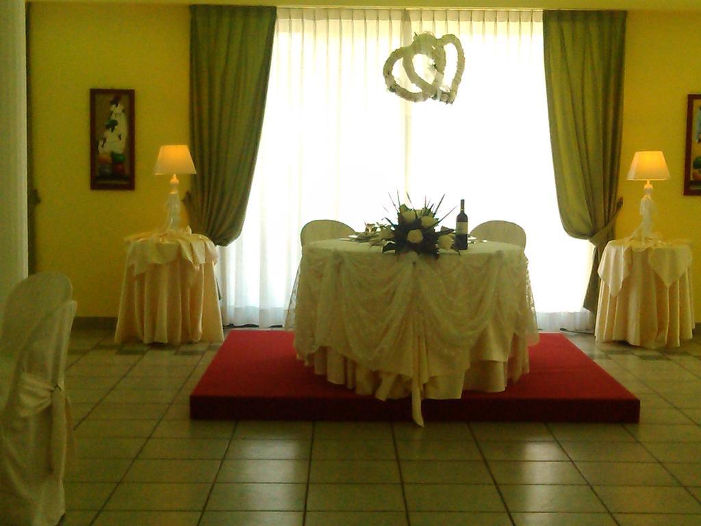 Hotel Parco Degli Ulivi Scerne Экстерьер фото