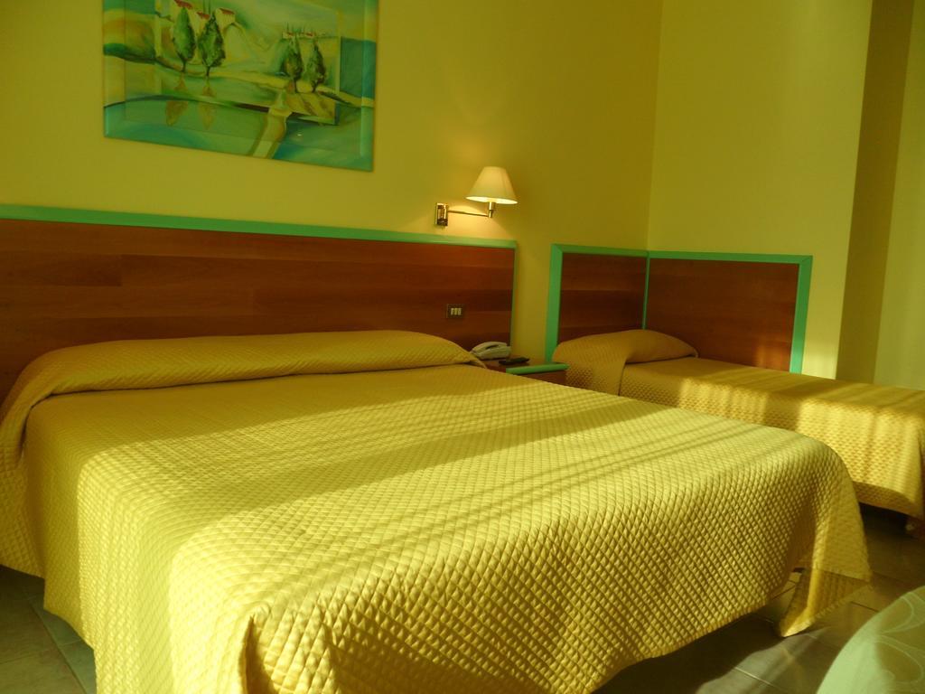 Hotel Parco Degli Ulivi Scerne Номер фото